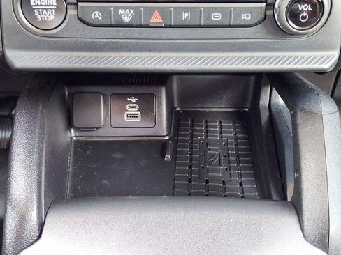 Used 2025 Ford Bronco Sport Badlands image 21