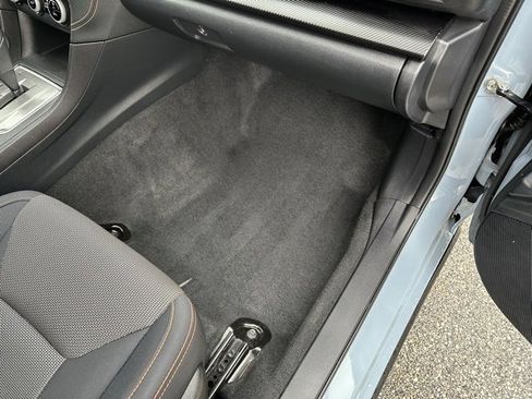 Used 2022 Subaru Crosstrek 2.0i Premium image 13