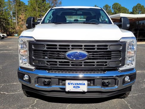 New 2026 Ford F250 XL w/ XL Off-Road Package image 2