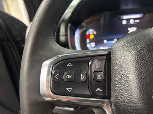 Used 2025 RAM 2500 Laramie AWD/4WD image 23