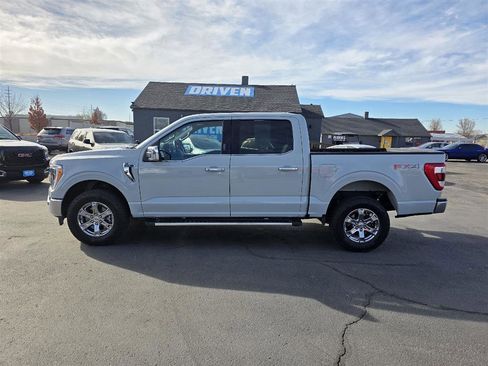 Used 2023 Ford F150 Lariat w/ Trailer Tow Package image 8