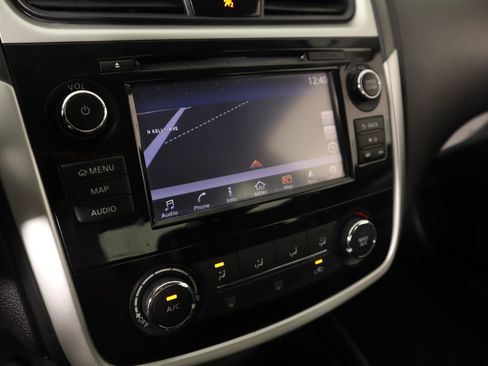 Used 2018 Nissan Altima 2.5 SR w/ SR Special Edition image 7