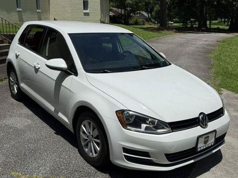 Used 2015 Volkswagen Golf S FWD image 2