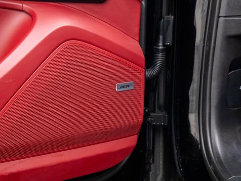 Certified 2023 Porsche Cayenne Platinum Edition image 15