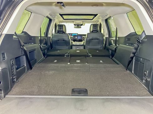 New 2027 Ford Expedition Active AWD/4WD image 20