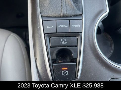 Used 2023 Toyota Camry XLE image 21