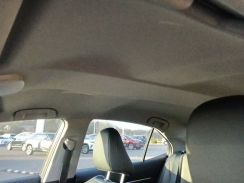 Used 2024 Toyota Camry XLE image 14