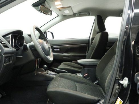 Used 2024 Mitsubishi Outlander Sport ES AWD/4WD image 7