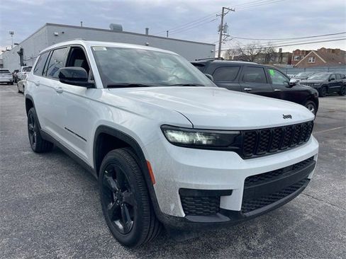 New 2025 Jeep Grand Cherokee L Altitude AWD/4WD image 27
