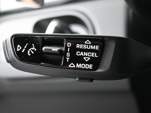 Certified 2023 Porsche Cayenne S Platinum AWD/4WD image 13