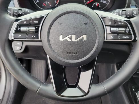 Used 2023 Kia Seltos S image 19