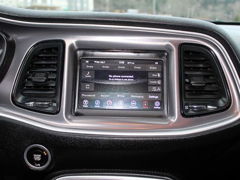 Used 2019 Dodge Challenger SXT image 15