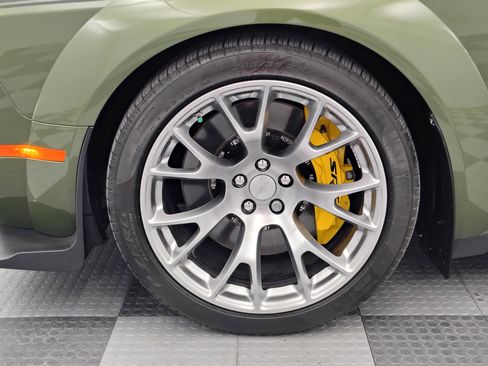 Used 2022 Dodge Challenger SRT Hellcat image 13
