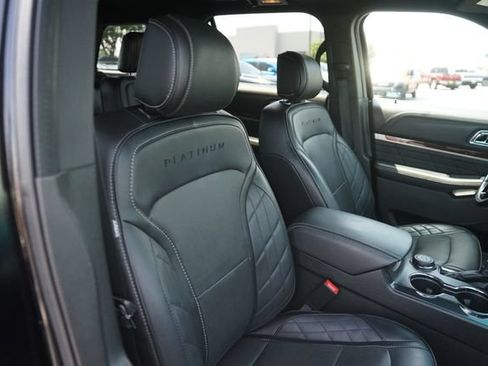 Used 2016 Ford Explorer Platinum AWD/4WD image 20