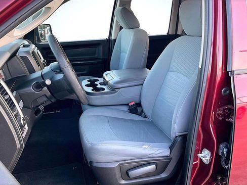 Used 2019 RAM 1500 Express image 26