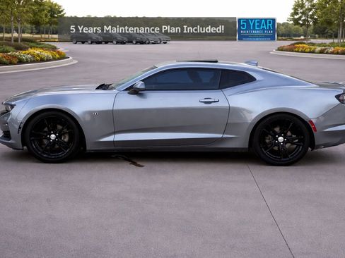 Used 2019 Chevrolet Camaro LT RWD image 2