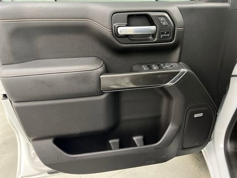 Used 2021 GMC Sierra 1500 AT4 w/ AT4 Value Package AWD/4WD image 11