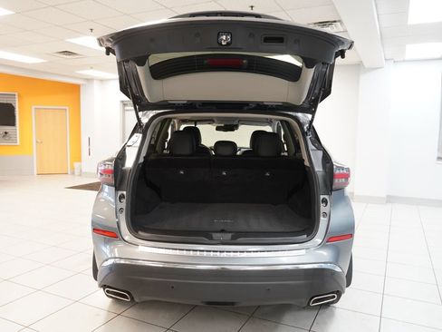 Used 2022 Nissan Murano SV AWD/4WD image 9