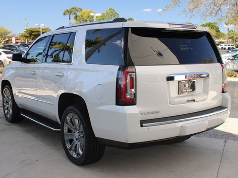 Used 2016 GMC Yukon Denali image 3