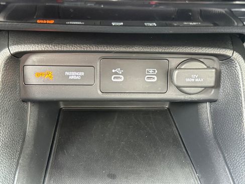 Used 2025 Honda Civic Sport image 17