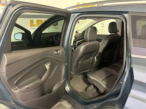 Used 2019 Ford Escape SEL AWD/4WD image 34