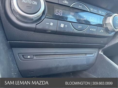 Used 2015 MAZDA MAZDA3 i Touring w/ Technology Package FWD image 6