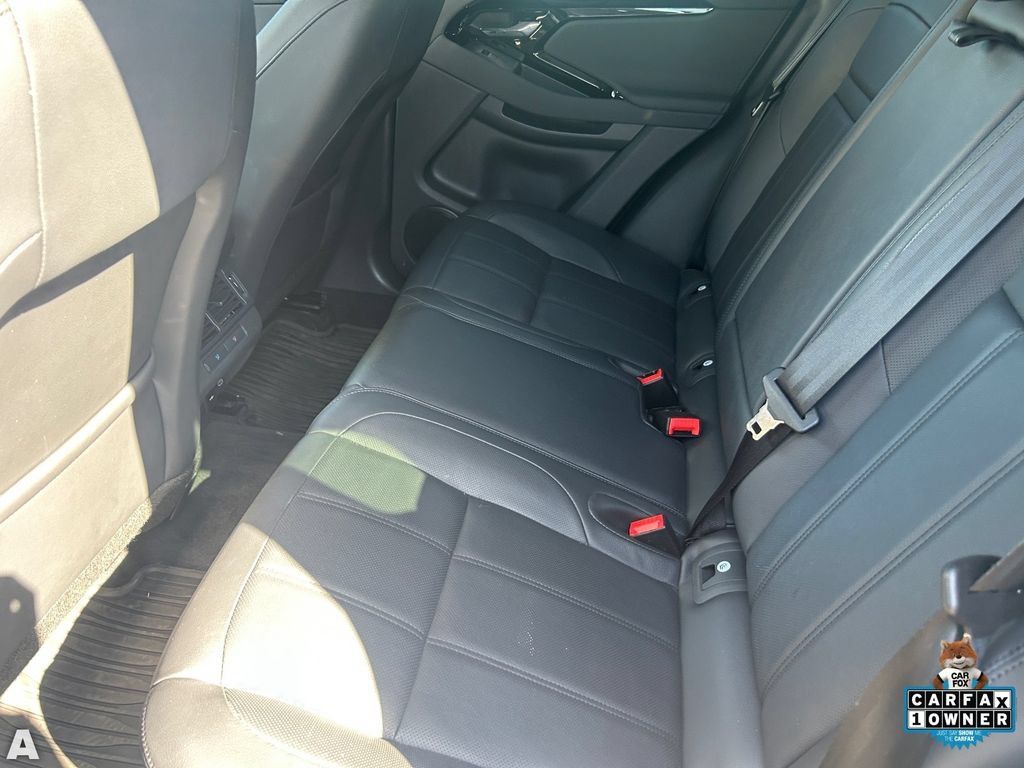 Used 2025 Land Rover Range Rover Evoque S AWD/4WD image 16