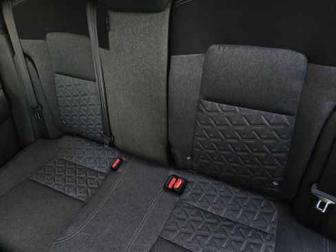 Certified 2025 Nissan Kicks SV image 12