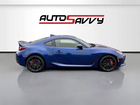 Used 2024 Toyota GR86 Premium image 8