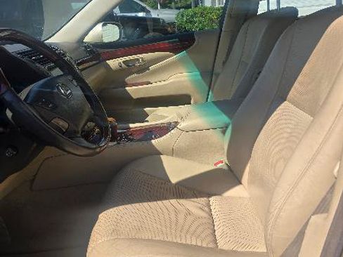 Used 2007 Lexus LS 460 RWD image 7