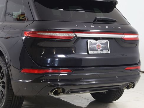 Used 2023 Lincoln Corsair Reserve w/ Equipment Group 201A AWD/4WD image 21