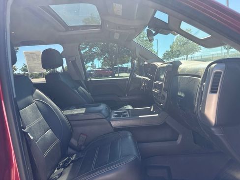 Used 2019 GMC Sierra 3500 Denali w/ Duramax Plus Package AWD/4WD image 27