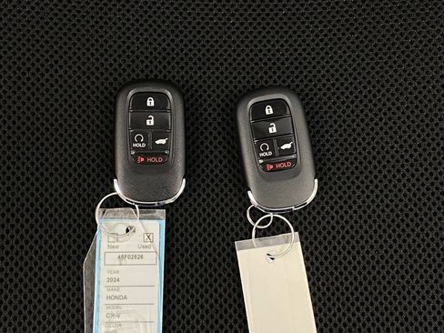 Used 2024 Honda CR-V EX image 9