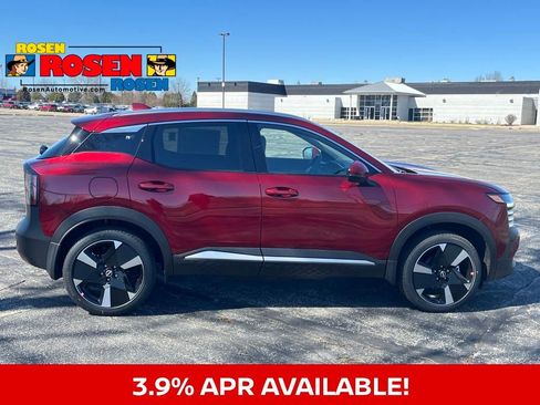 New 2025 Nissan Kicks SR image 6