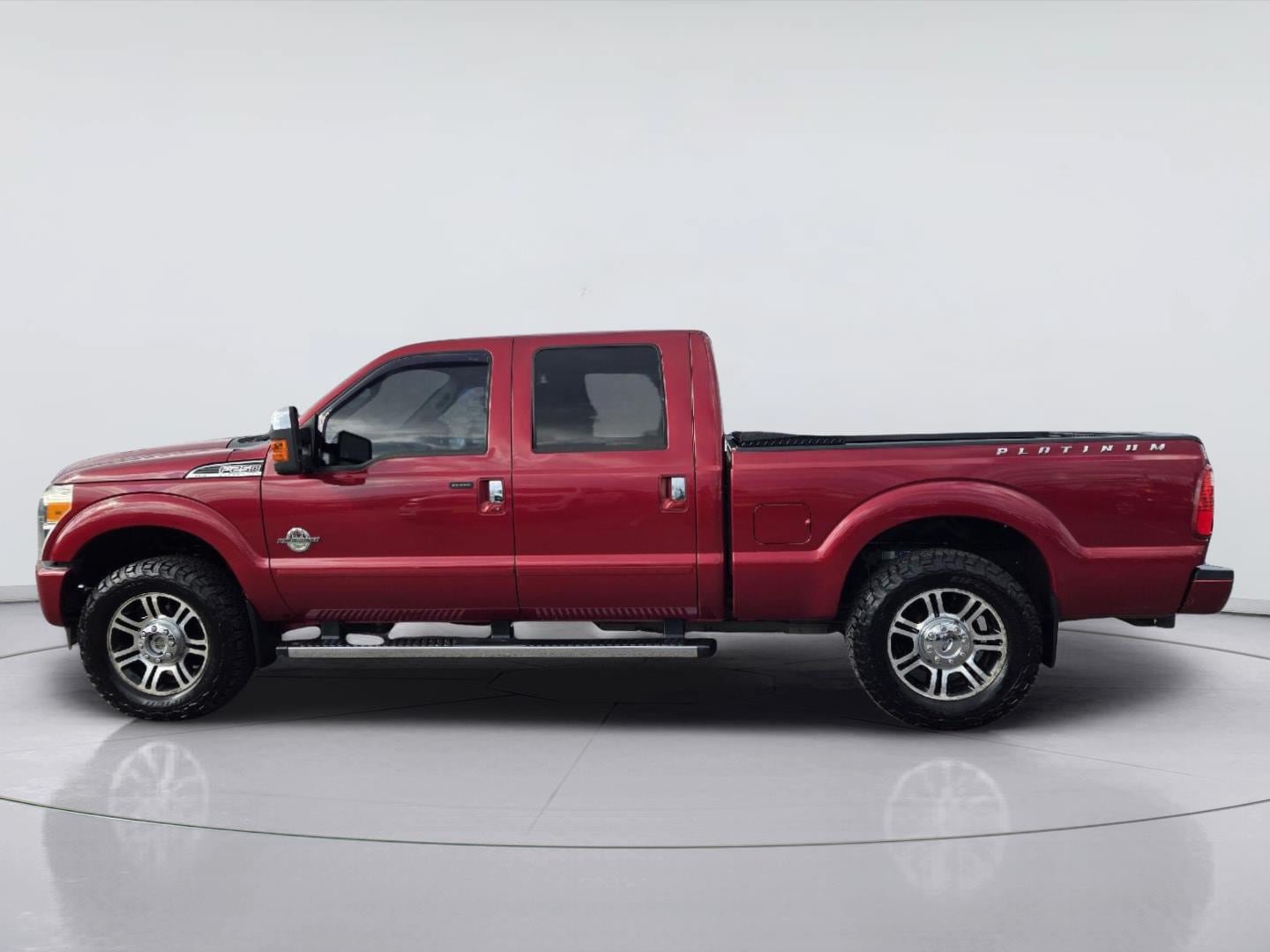 Used 2015 Ford F250 Platinum w/ FX4 Off-Road Package AWD/4WD image 5