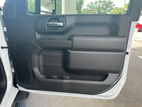 Used 2025 GMC Sierra 2500 Pro AWD/4WD image 28