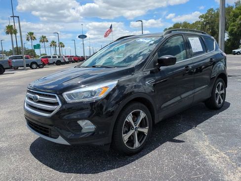 Used 2018 Ford Escape SEL AWD/4WD image 9