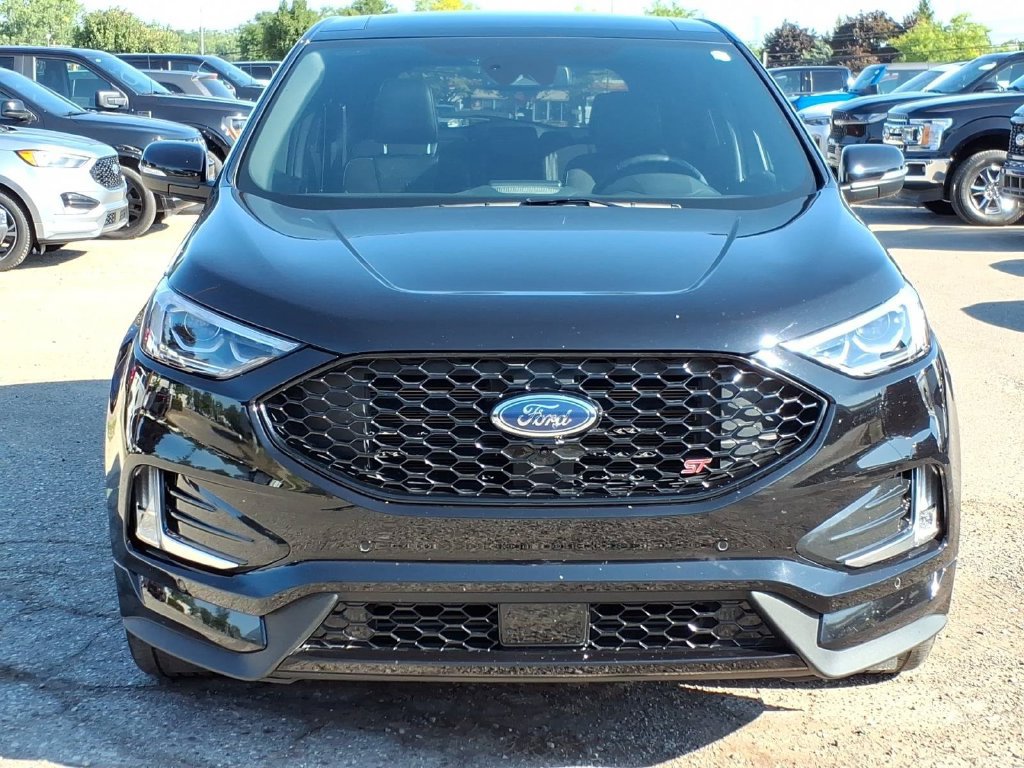 Used 2024 Ford Edge ST w/ Equipment Group 401A AWD/4WD image 8