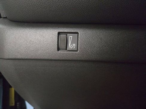 New 2026 Chevrolet Colorado LT w/ LPO, Tailgate Decal Package AWD/4WD image 27