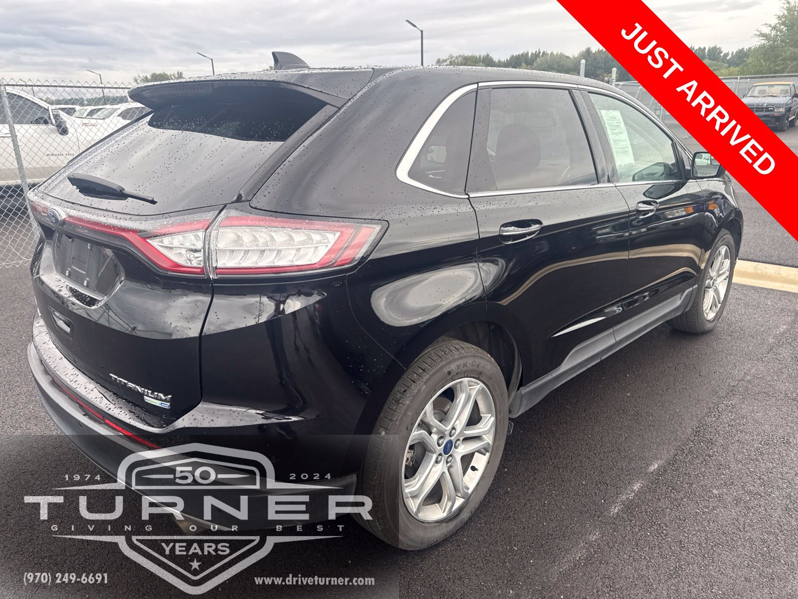 Used 2016 Ford Edge Titanium AWD/4WD image 4