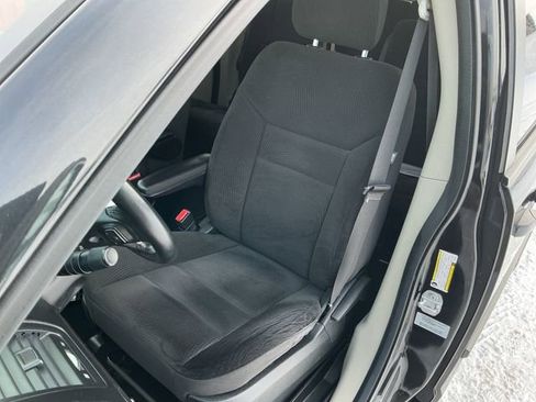 Used 2017 Dodge Grand Caravan SE w/ Power Window Group image 32