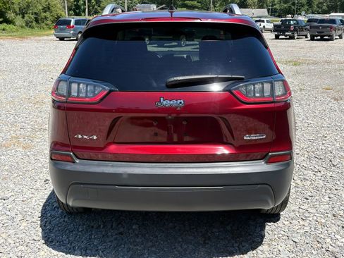 Used 2019 Jeep Cherokee Latitude Plus AWD/4WD image 8