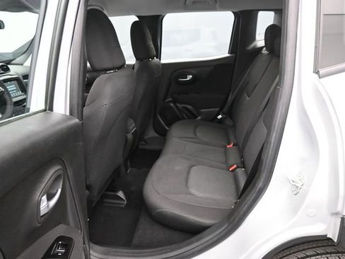 Used 2021 Jeep Renegade Sport image 33