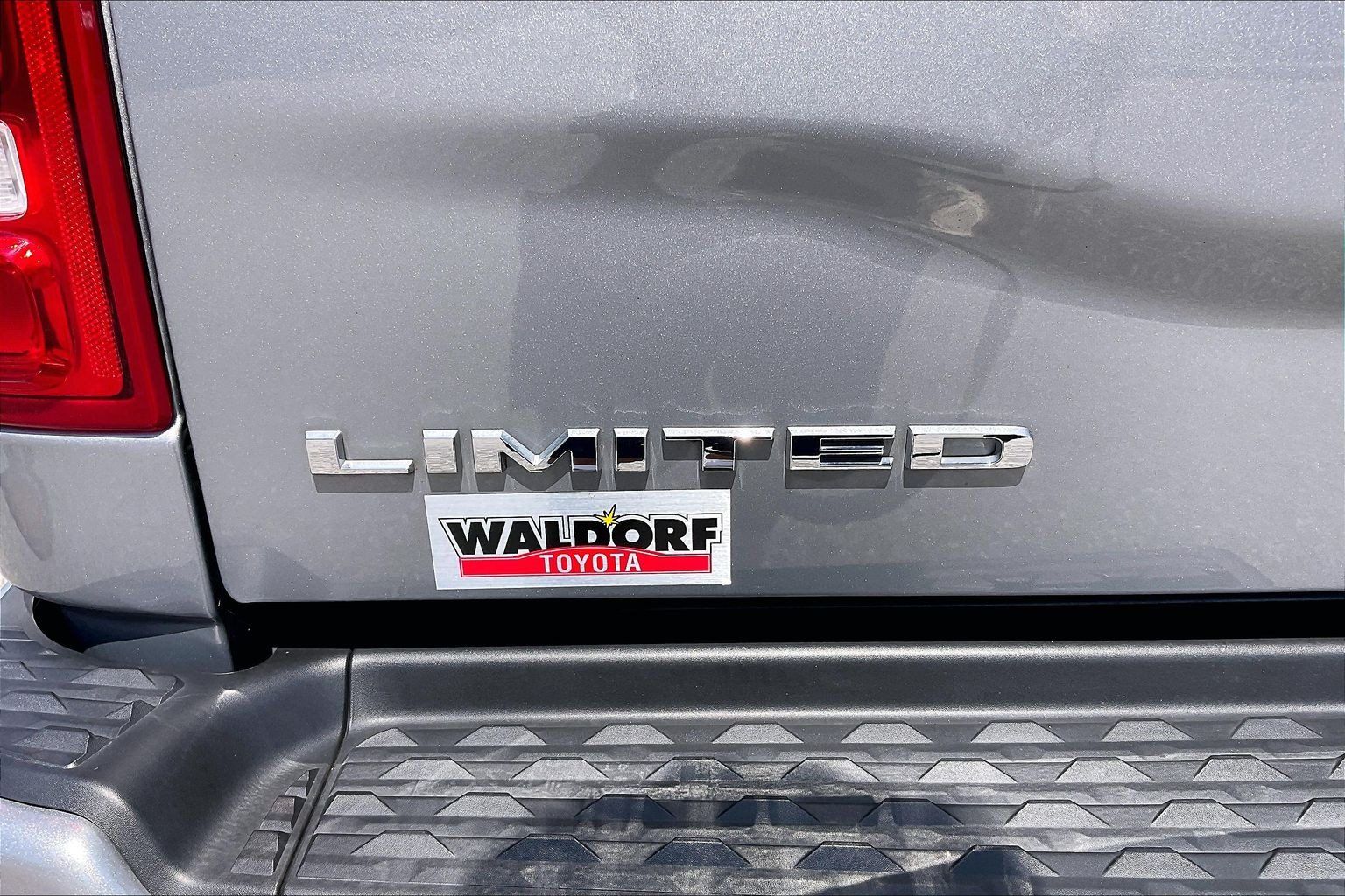 Used 2022 RAM 2500 Limited AWD/4WD image 10