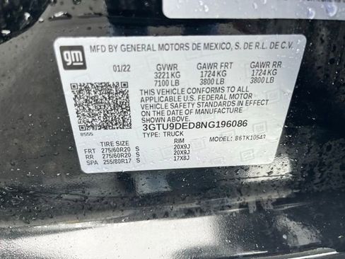 Used 2022 GMC Sierra 1500 SLT w/ SLT Premium Plus Package AWD/4WD image 14