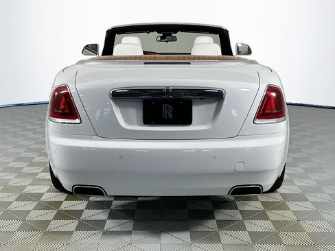 Certified 2016 Rolls-Royce Dawn image 9