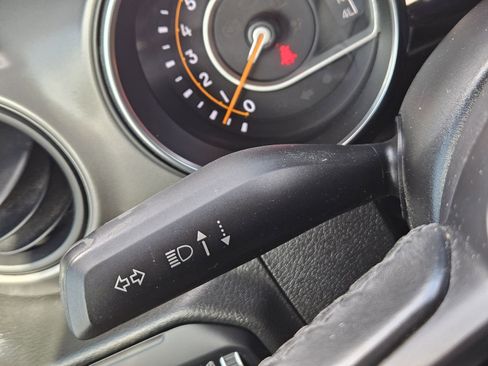 Used 2022 Jeep Gladiator Sport image 26