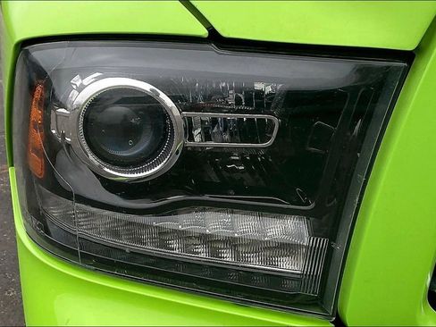 Used 2017 RAM 1500 Sport w/ Sublime Green Sport Package image 32