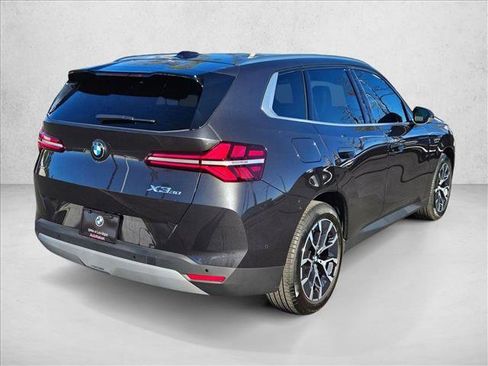 Certified 2025 BMW X3 xDrive30i w/ Premium Package image 5