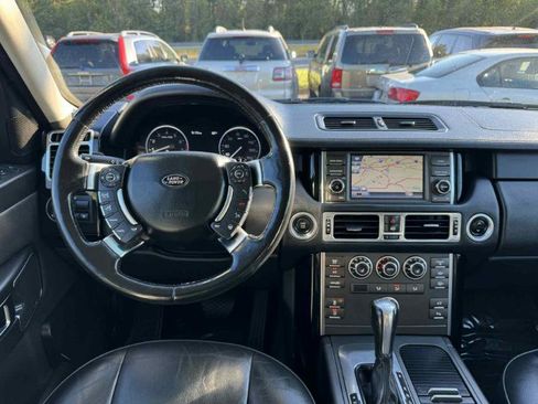 Used 2011 Land Rover Range Rover HSE image 18